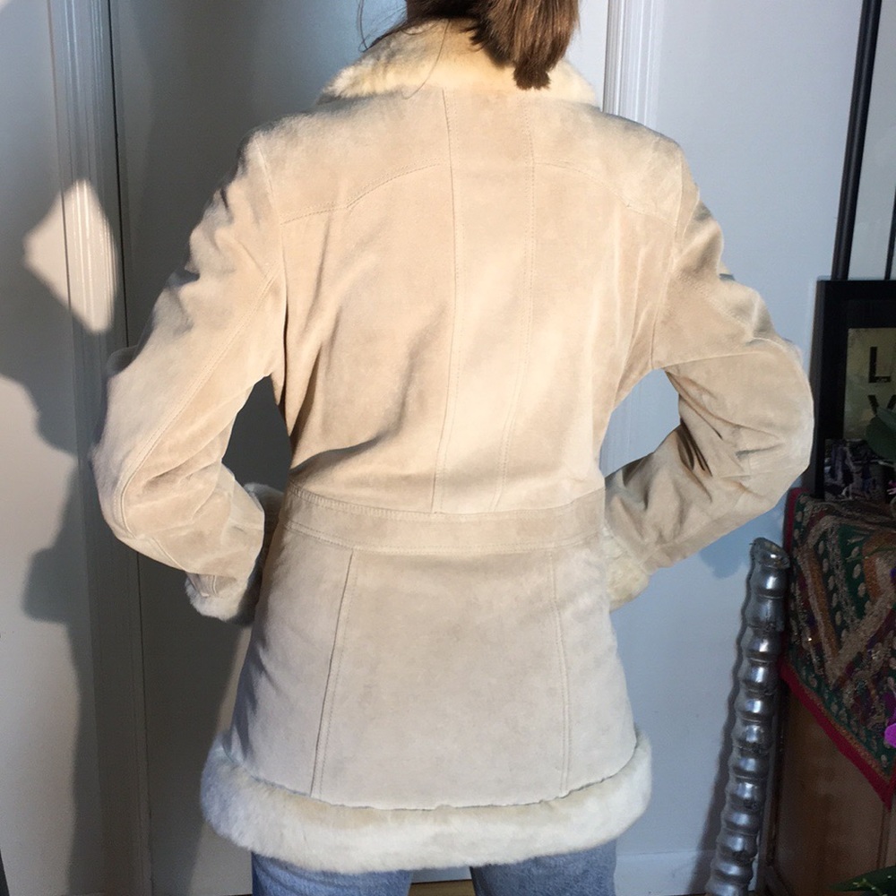 🚫SOLD🚫 VGT 1970s 100% Leather Suede Fur Coat - Picture 6 of 8